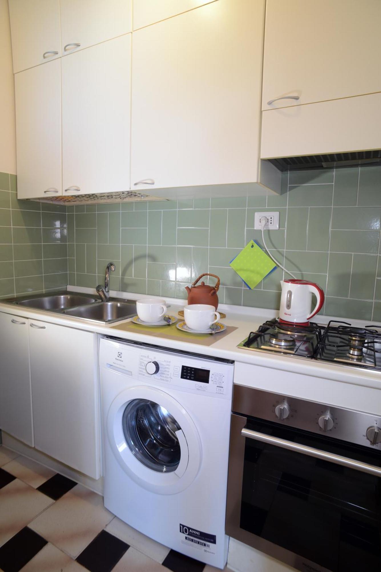 Apartment Topfloor With Furnished Terrace Near The Sea