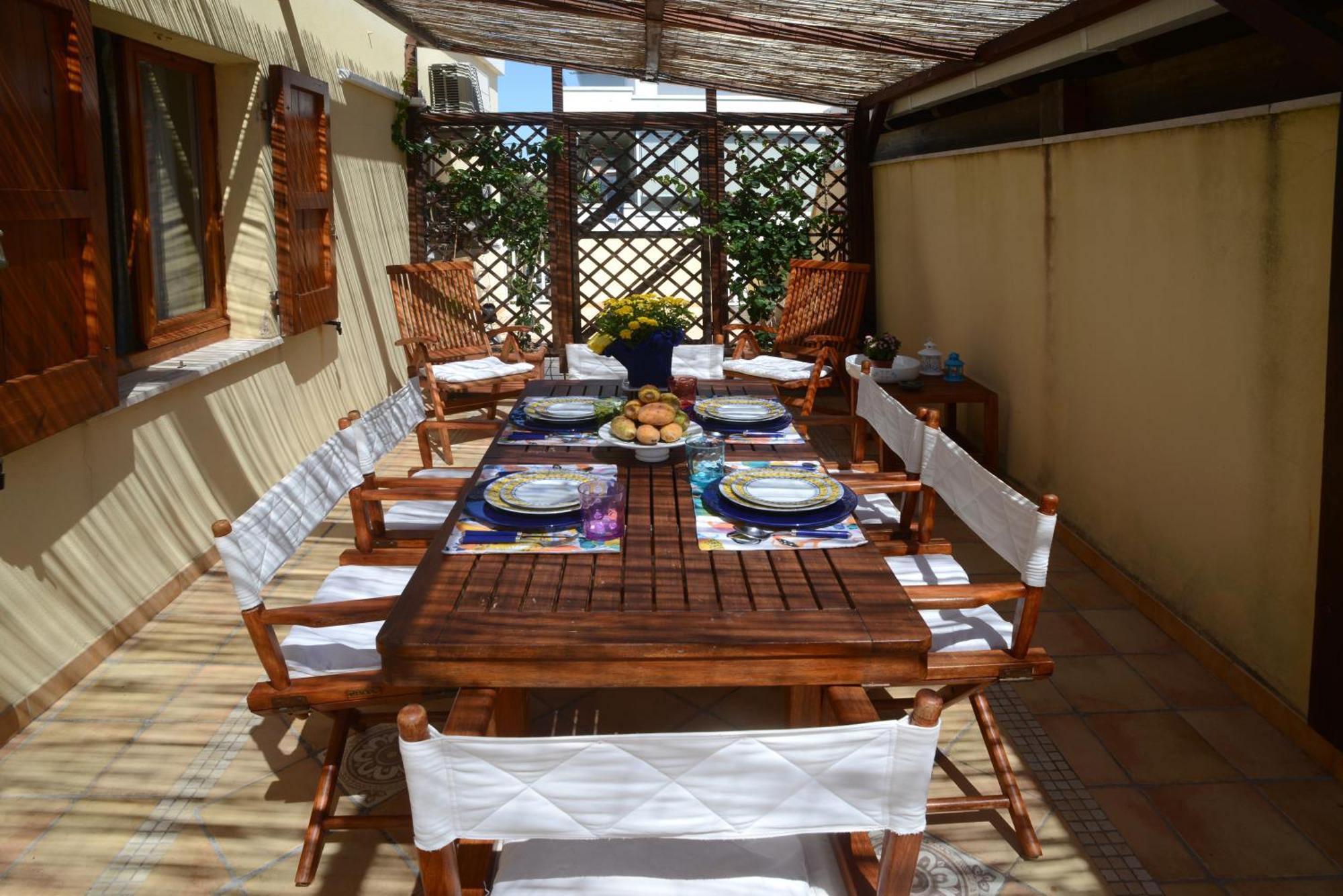Topfloor With Furnished Terrace Near The Sea