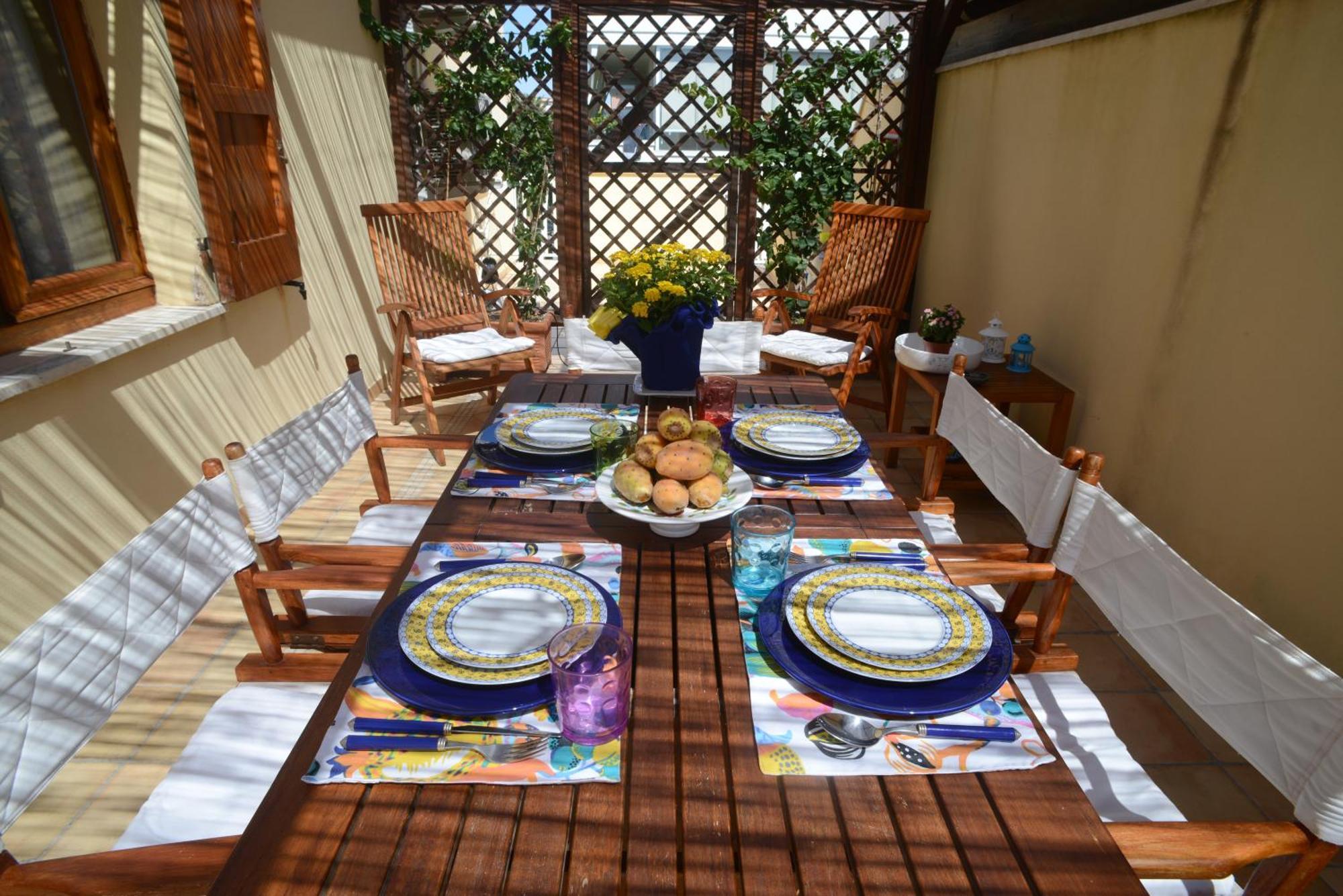 Apartment Topfloor With Furnished Terrace Near The Sea