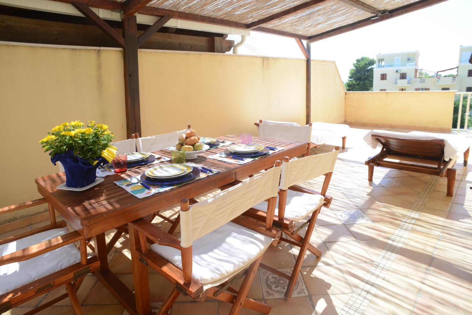 Apartment Topfloor With Furnished Terrace Near The Sea