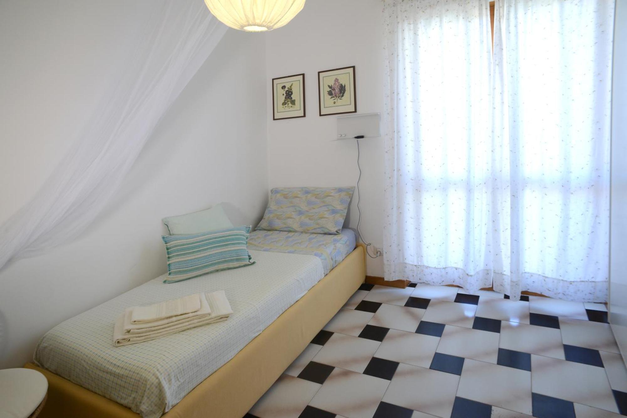 Apartment Topfloor With Furnished Terrace Near The Sea Alghero