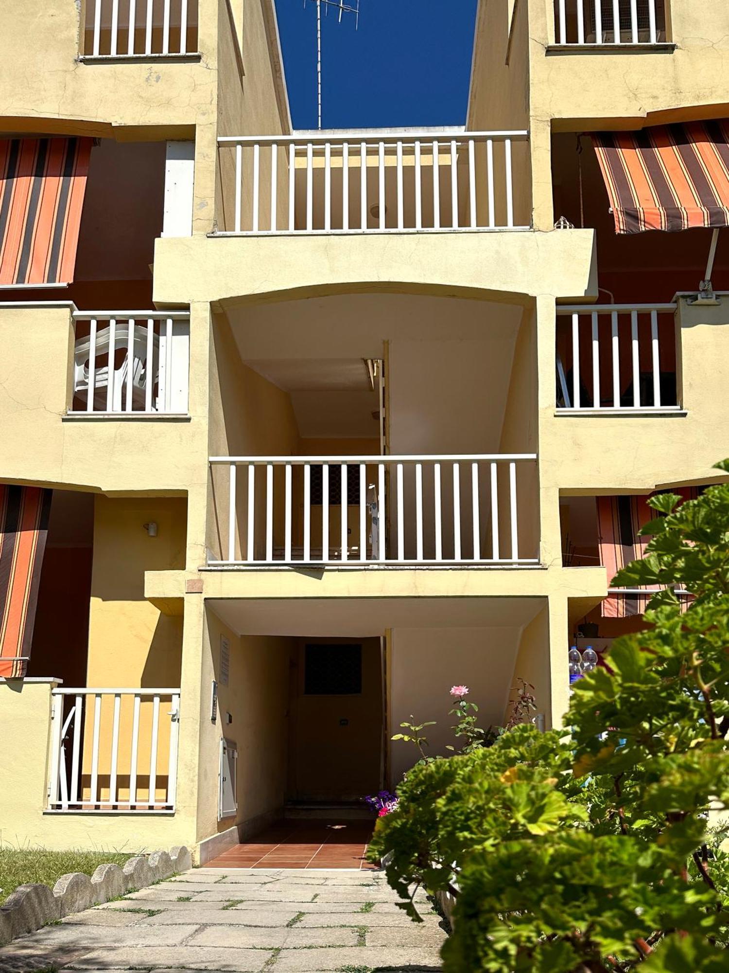 Topfloor With Furnished Terrace Near The Sea *